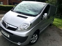 VAUXHALL VIVARO
